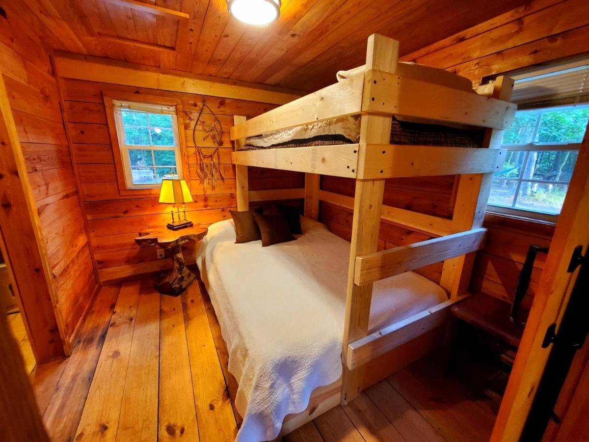 Lil' Log At Hearthstone Cabins And Camping - Pet Friendly Helen Kültér fotó